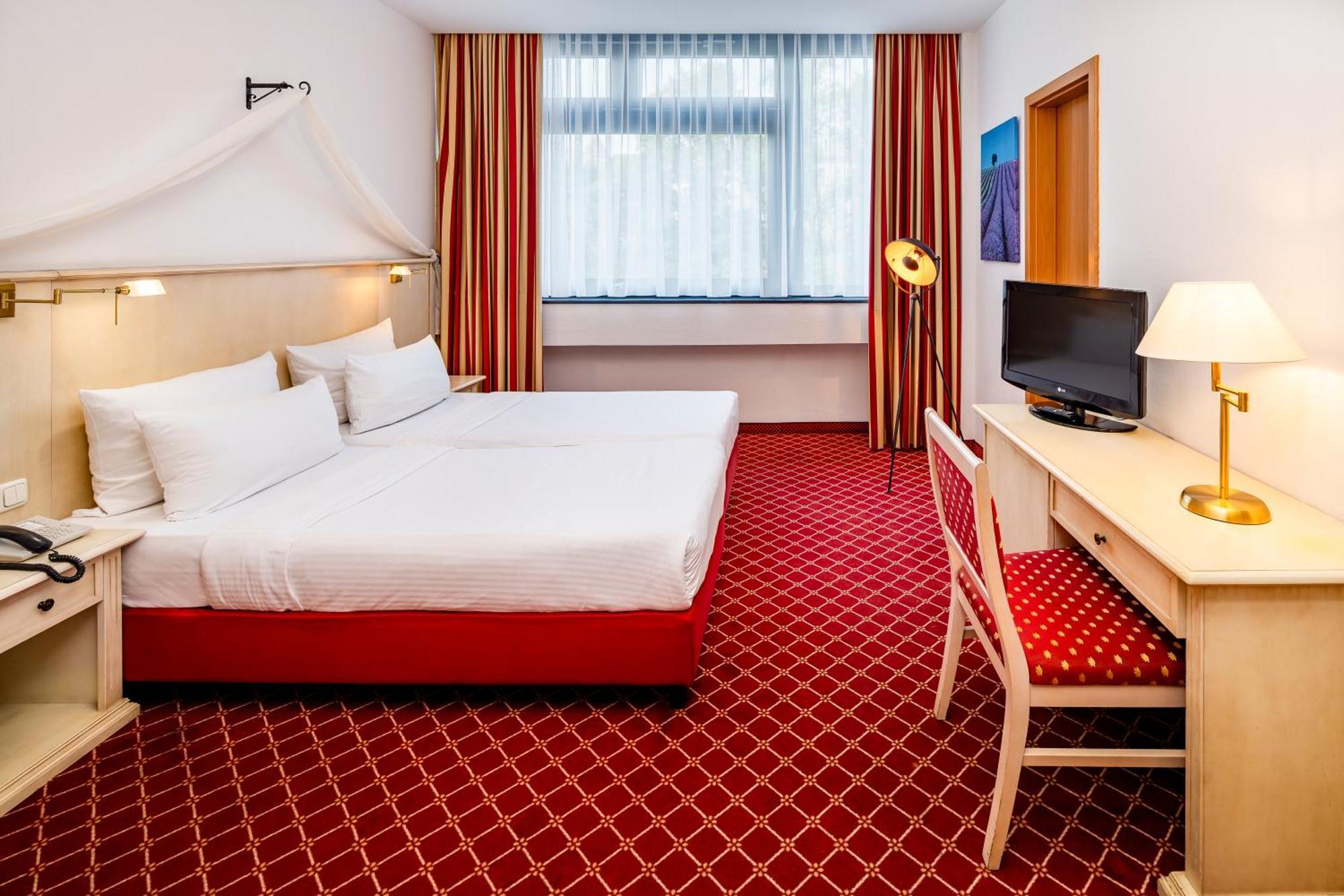 Standard Double Room,1774421570:JPEG
